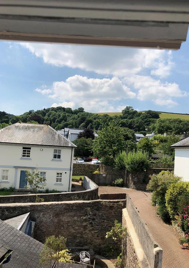 Market House Totnes Exterior photo